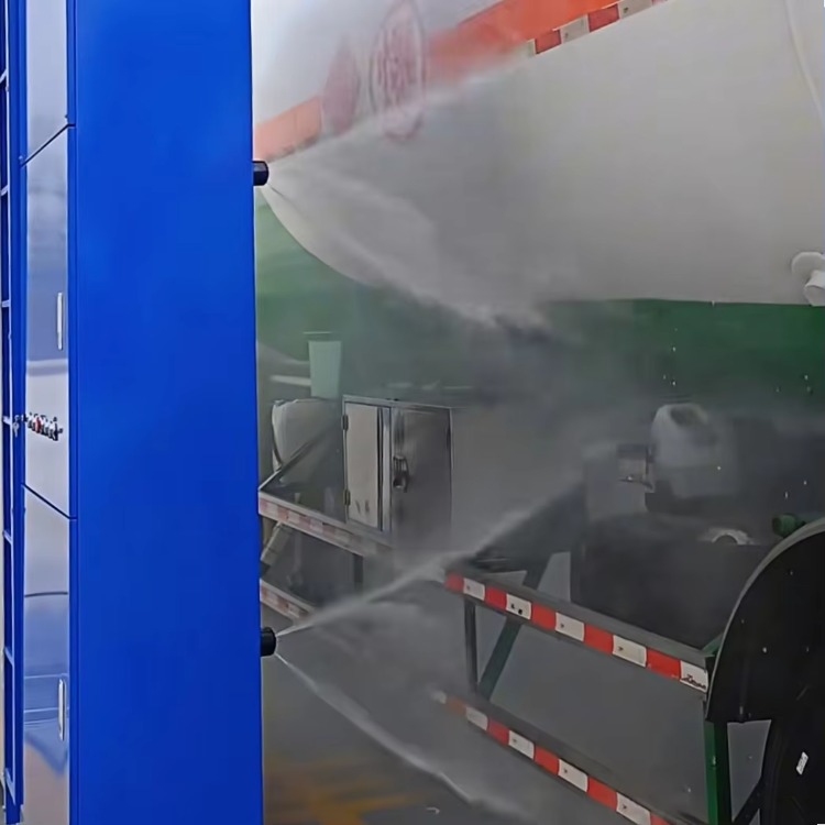 Cleaning for Big  Buses Recipr - مراجعة Car Cleaning Brush وسعره