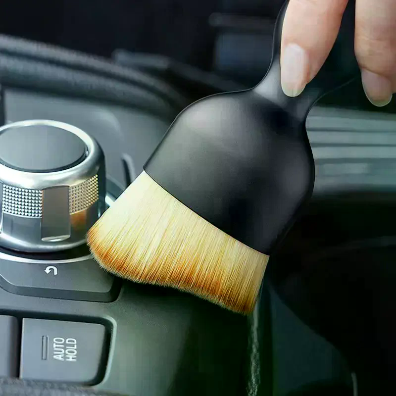 Soft Bristle Car Interior Deta - مراجعة Dirt Brush Interior وسعره