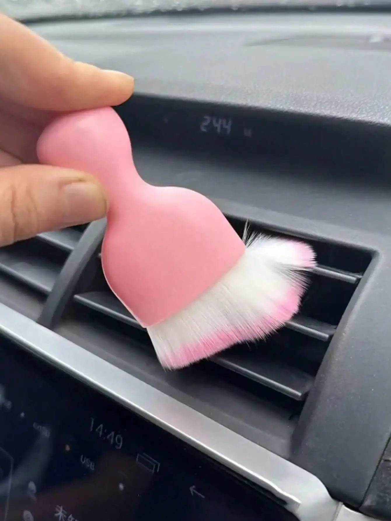 This Car Cleaning Brush Is Sui - مراجعة Car Cleaning Brush وسعره